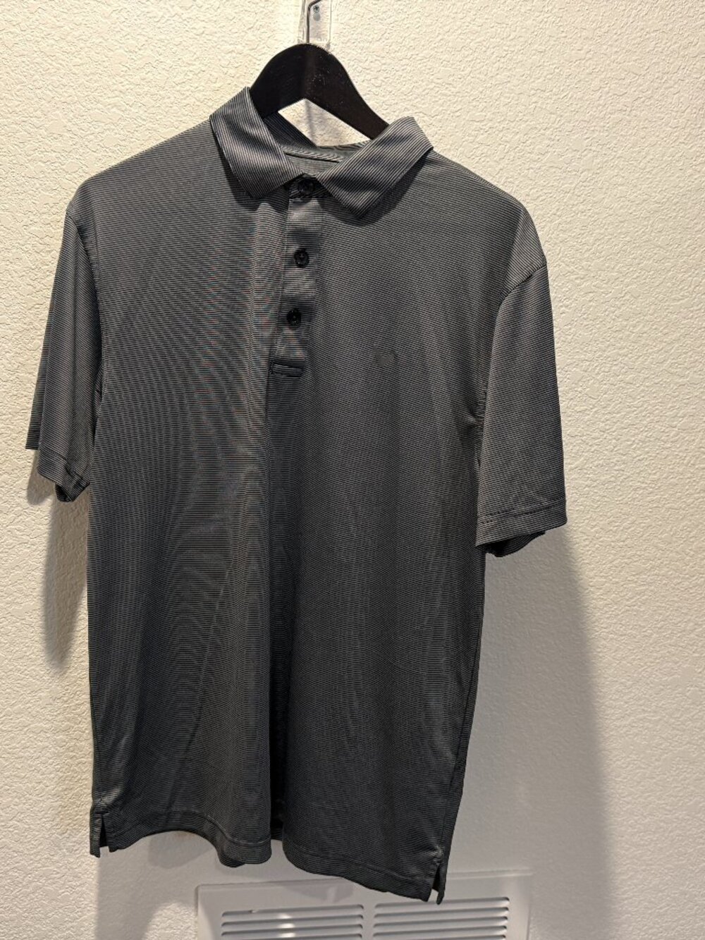 Callaway Performance Golf Polo Black/White Stripe - Medium (NWOT)